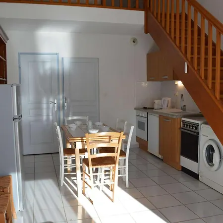Sp480-166 Maison 2 Pieces Mezzanine Pierre La * Saint-Pierre-la-Mer (Aude)